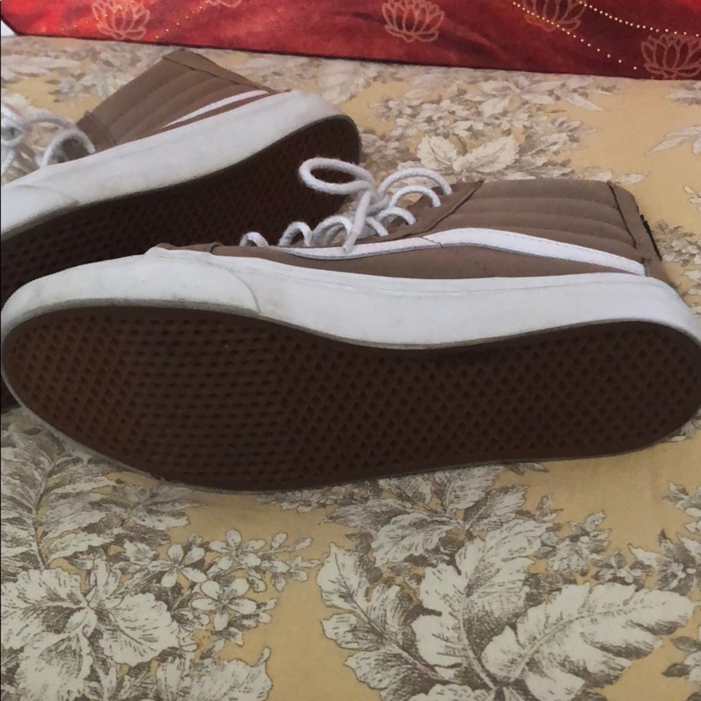 Vans - Picture 5 of 5